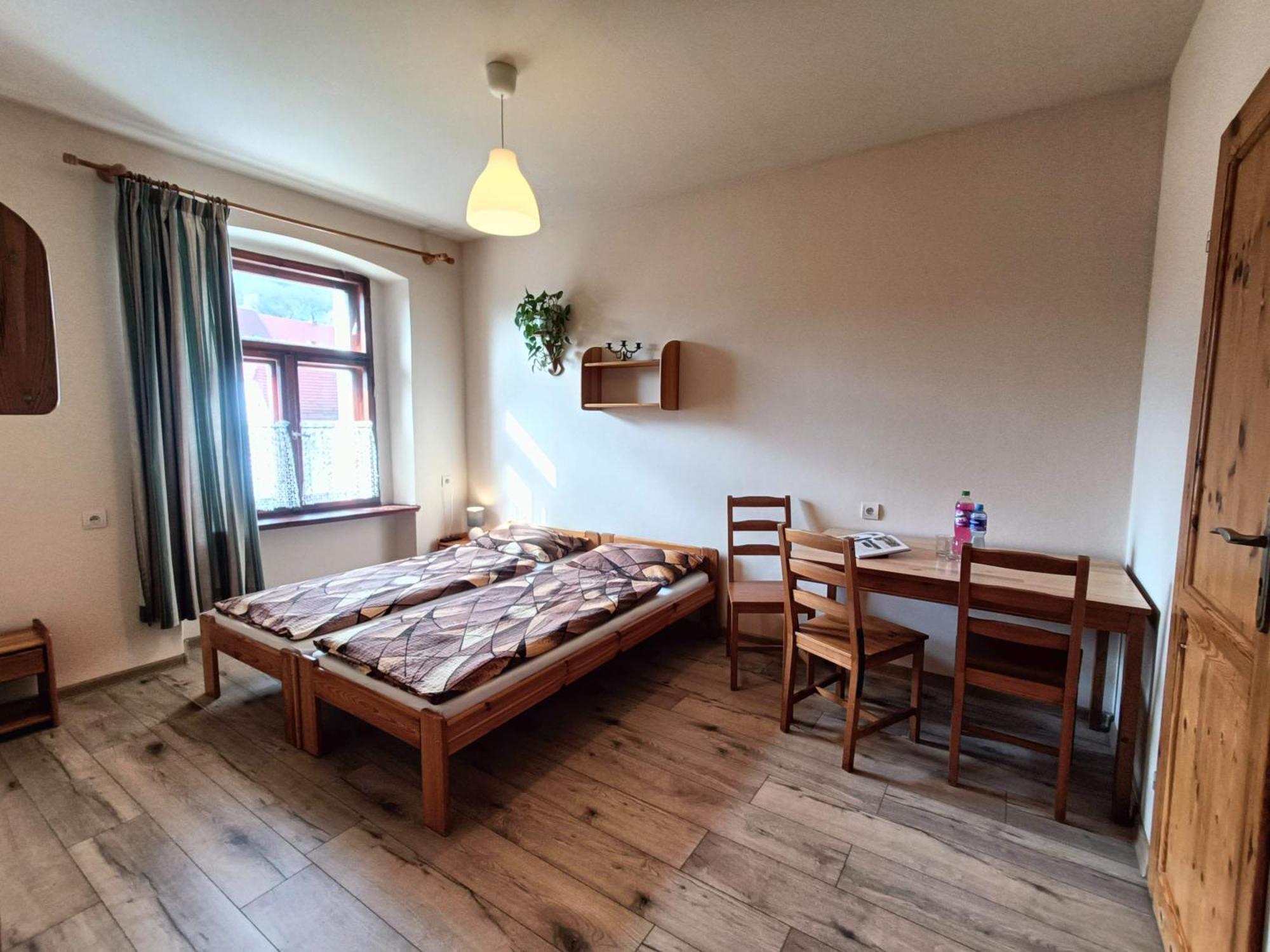 Apartamenty I Pokoje Goscinne "Wacus" Srebrna Gora ภายนอก รูปภาพ